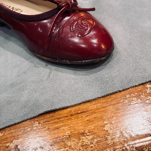 CHANEL Women's Deep Red Loafers - Picture 6 of 12